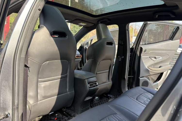 Used Changan UNI-T 2022 1.5T Sport Edition Flagship Version
