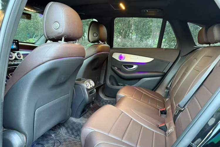 Used Mercedes-Benz GLC 2020 Facelifted GLC 260 L 4MATIC Dynamic Edition
