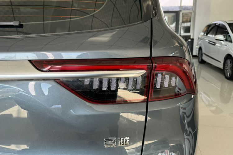 Used Geely Auto Haoyue 2020 1.8TD DCT Flagship 7-Seater
