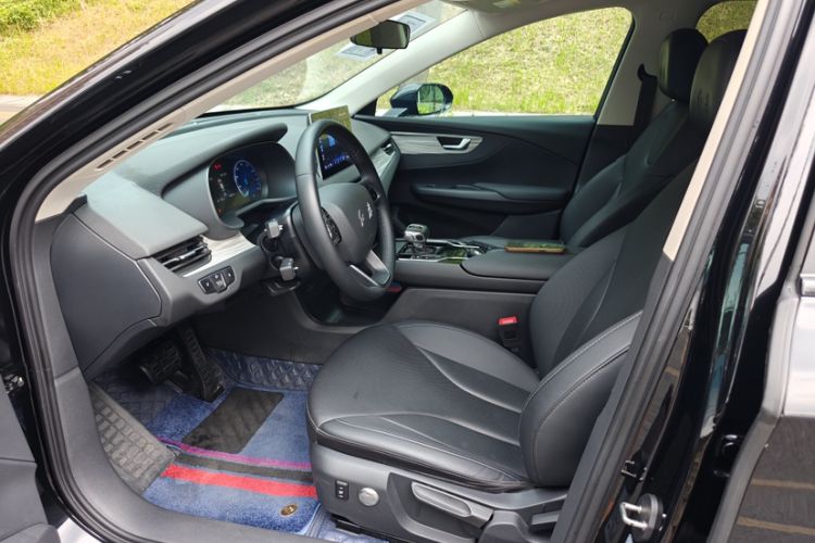 Used Hongqi E-QM5 2024 610 km PLUS
