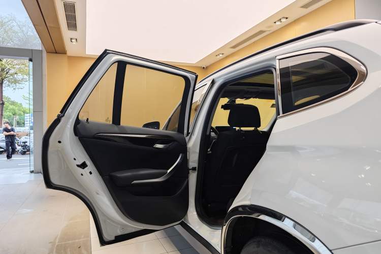 Used BMW X1 2015 sDrive18i Fashion Upgrade Edition