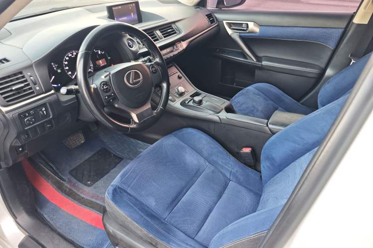 Used Lexus CT 2014 CT200h Comfort Edition Monochrome