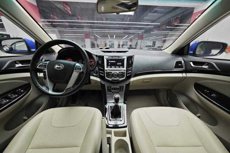 Used BYD Surui 2012 1.5L Manual Luxury Version
