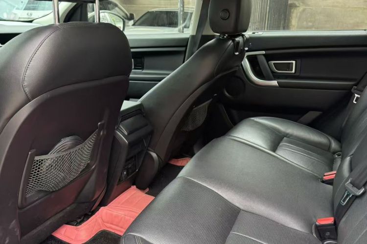 Used Land Rover Discovery Sport 2019 240 PS SE Version China V Standard
