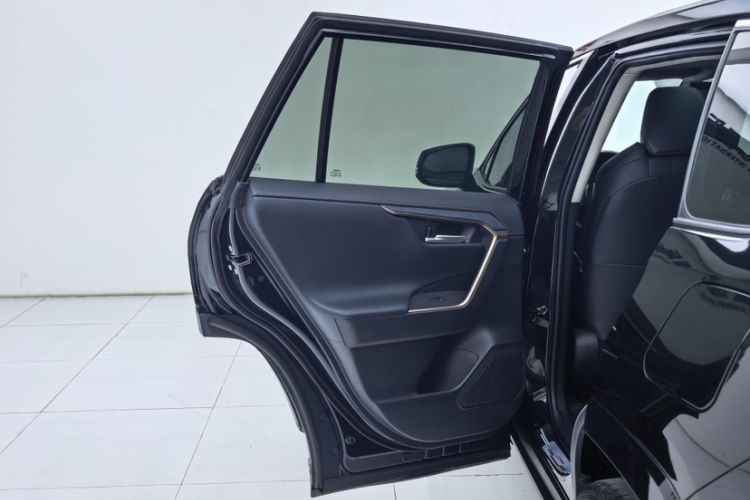 Used Toyota Wildlander 2024 2.0L CVT Two-Wheel Drive Urban Edition
