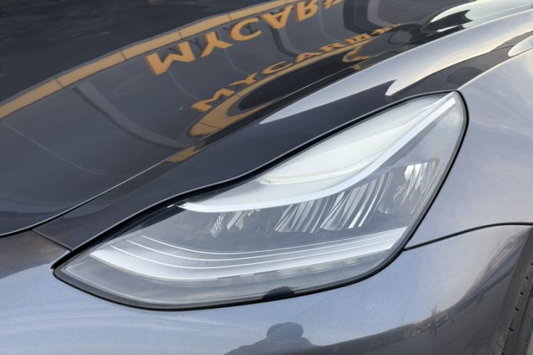 Used Tesla Model 3 2019 Long-Range Rear-Wheel-Drive Version
