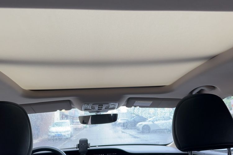 Used Roewe D7 2023 DMH 125km Excellence Edition
