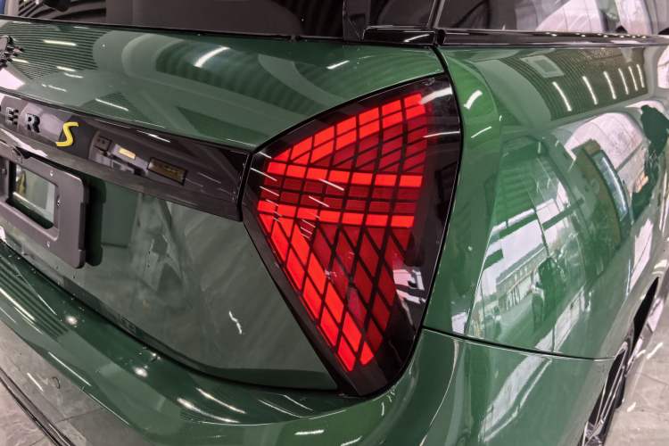 Used  Electric MINI COOPER 2024 452km COOPER SE Racing Driver