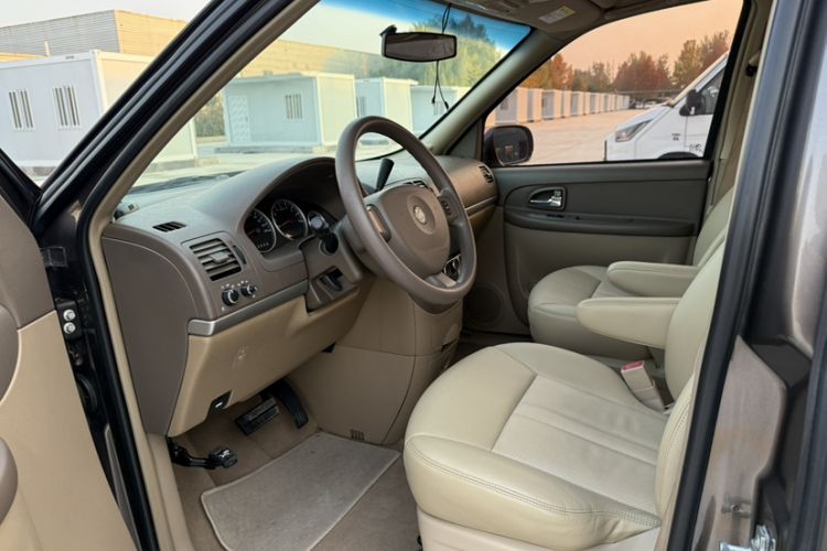 Used Buick GL8 2014 2.4L Comfort Edition