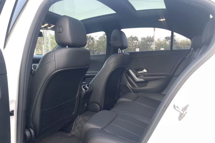 Used Mercedes-Benz A-Class 2022 Second Facelift A 200 L Sport Sedan Fashion Version
