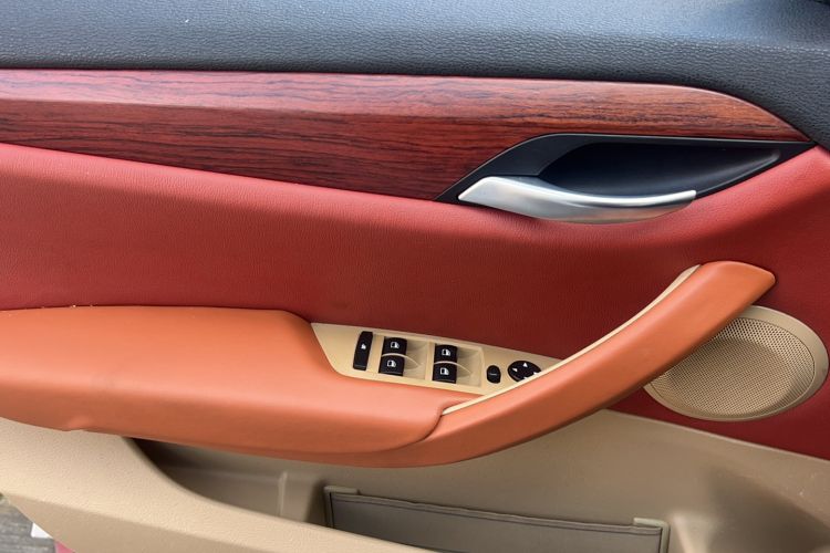 Used BMW X1 2013 sDrive18i Leading Model
