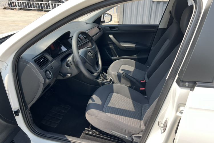 Used Volkswagen Santana 2018 1.5L Automatic Fashion Edition
