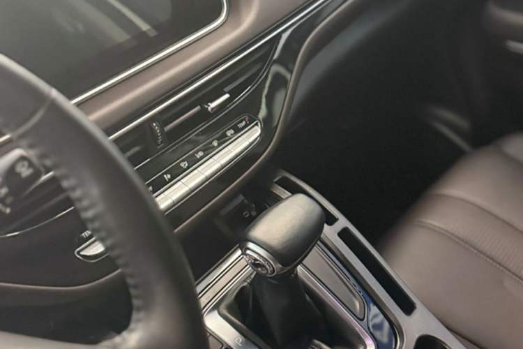 Used GAC Trumpchi M6 2019 270T Automatic Prestige Edition (7-seater) China V Standard
