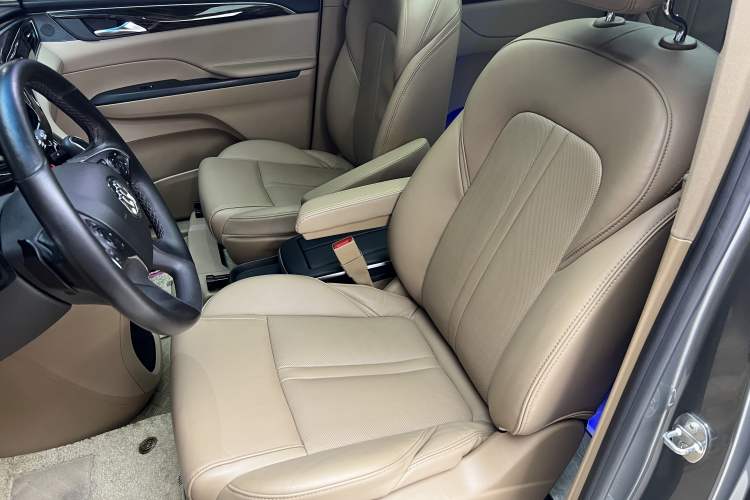 Used Buick GL8 2018 ES 28T Luxury Model China VI Standard
