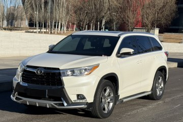 Used Toyota Highlander 2017 2.0T Four-Wheel Drive Luxury Edition 7 Seats