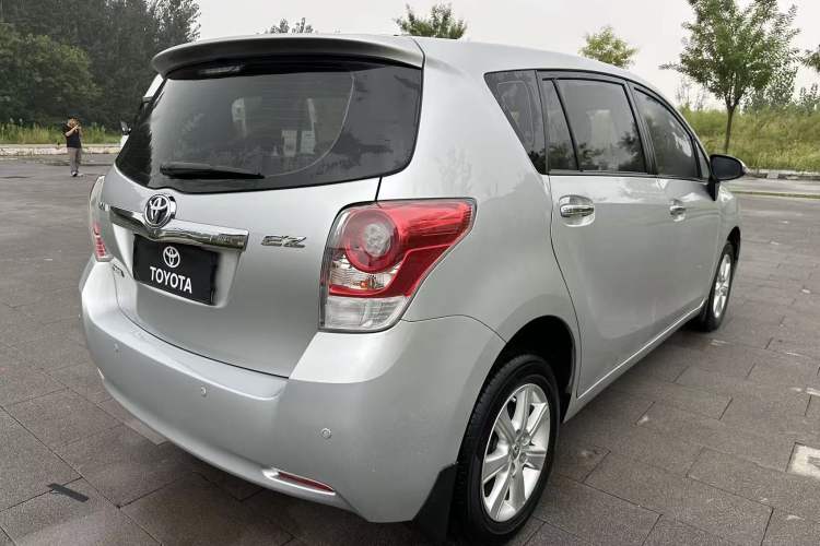 Used Toyota Verso 2014 Starlight 180G CVT Comfortable Multi-Function Edition
