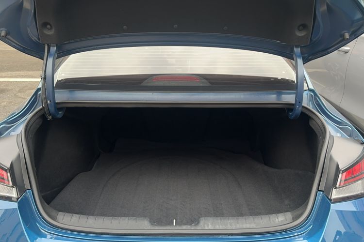 Used Hyundai Elantra 2022 1.5L CVT LUX Prestige Edition
