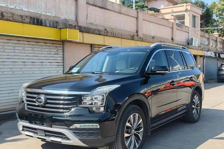 Used GAC Trumpchi GS8 2017 320T Two-Wheel Drive Luxury Smart Connectivity Version (7 Seats)
