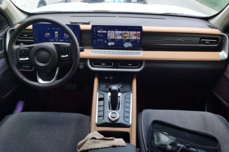 Used Great Wall Poer 2023 2.0T Luxury Automatic Gasoline 4x4 Version GW4C20B
