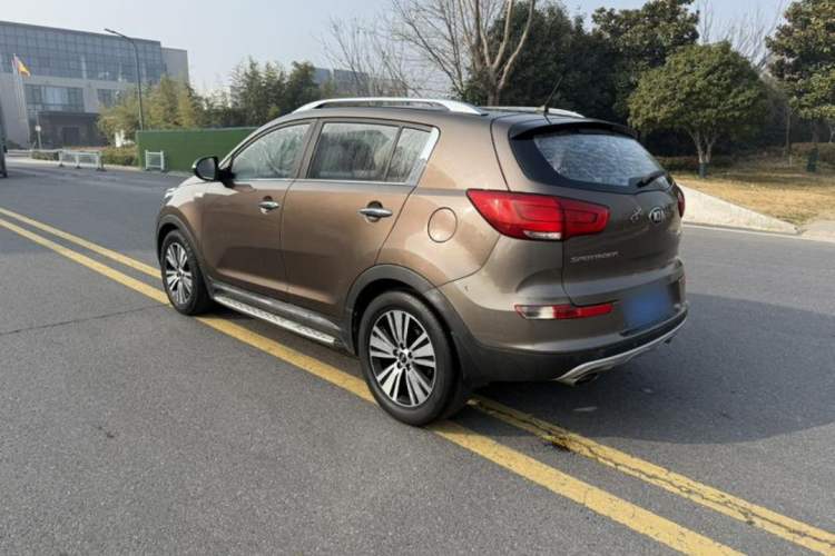 Used Kia Sportage R 2015 2.0L Automatic Two-Wheel Drive DLX Model