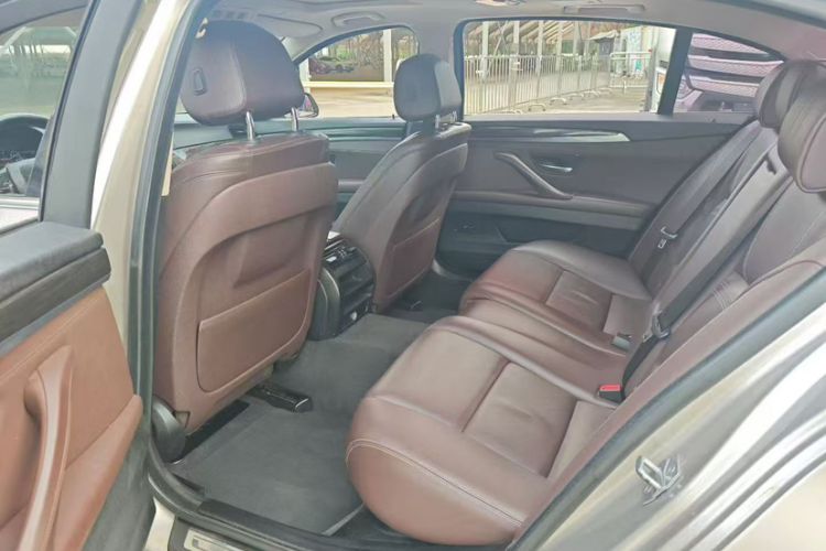 Used BMW 5 Series 2014 525Li Luxury Design Package
