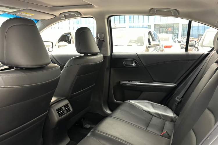 Used Honda Accord 2016 2.0L Elite Edition
