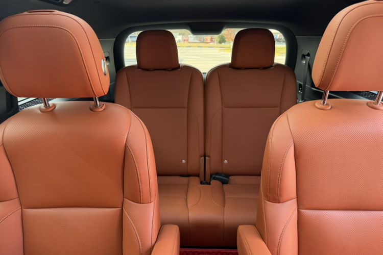 Used Li Auto L8 2023 Pro Model
