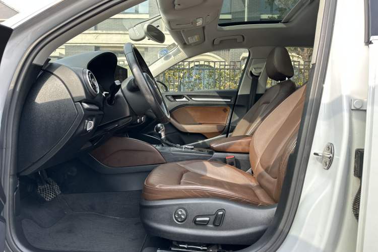 Used Audi A3 2015 Sportback 35 TFSI Millionth Anniversary Comfort Model