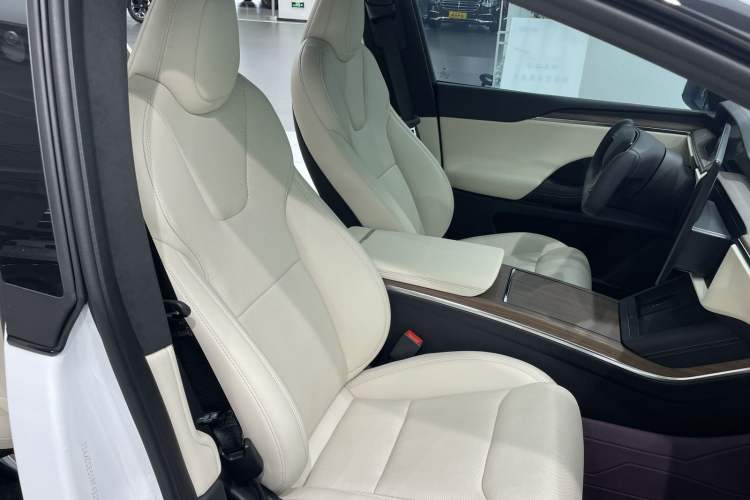 Used Tesla Model X 2023 Dual-Motor All-Wheel-Drive Version
