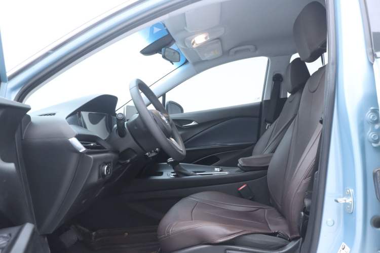 Used Buick Velite 6 2020 Connected Fashion PLUS
