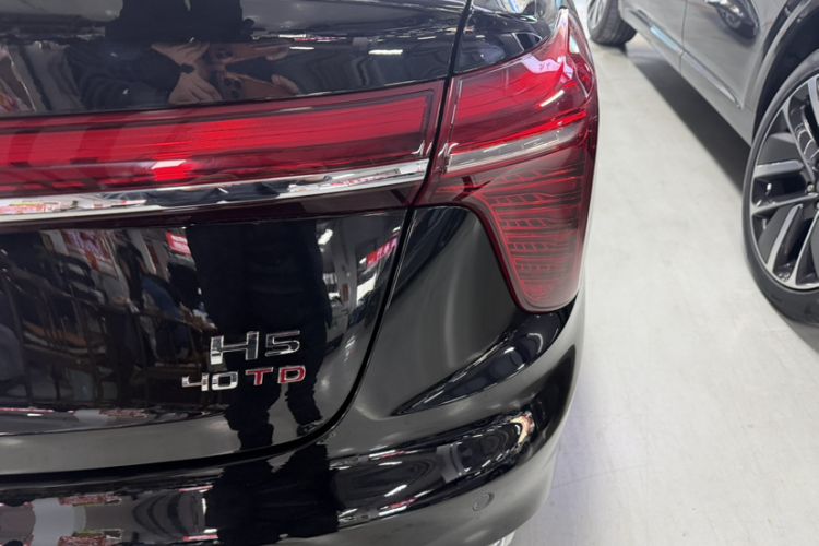 Used Hongqi H5 2024 2.0T Automatic Smart Connect Flagship Edition