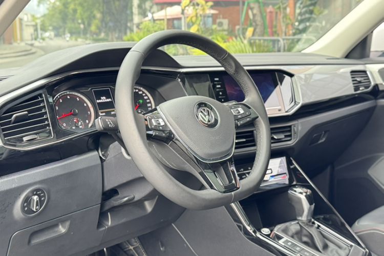 Used Volkswagen Tayron 2020 330TSI Two-Wheel Drive Luxury Smart Connectivity Version
