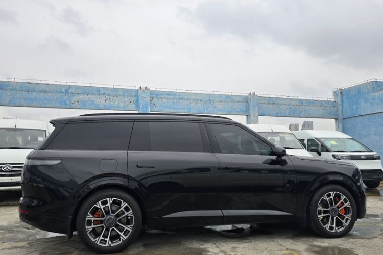 Used Lynk & Co 900 2025 2.0T Ultra
