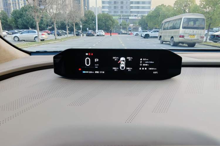 Used  HT 2024 825 Ultra-High Voltage LiDAR Edition
