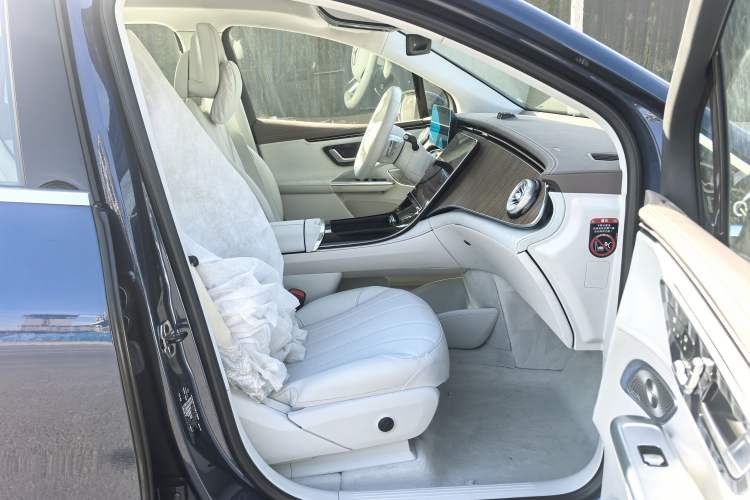 Used Mercedes-Benz EQE SUV 2023 350 4MATIC Pioneer Edition
