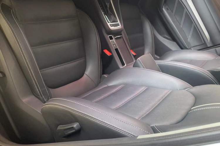 Used MG 6 2017 20T Automatic Luxury Smart Connect Version China V Standard
