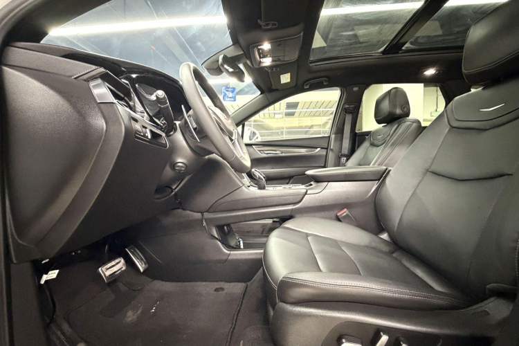 Used Cadillac XT5 2022 2.0T Four-Wheel Drive Luxury Version (Hummingbird Edition)