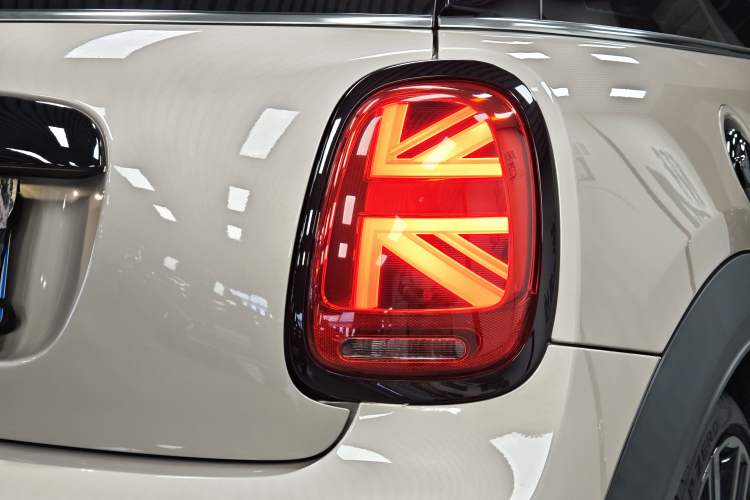 Used MINI MINI 2023 2.0T COOPER S Artist
