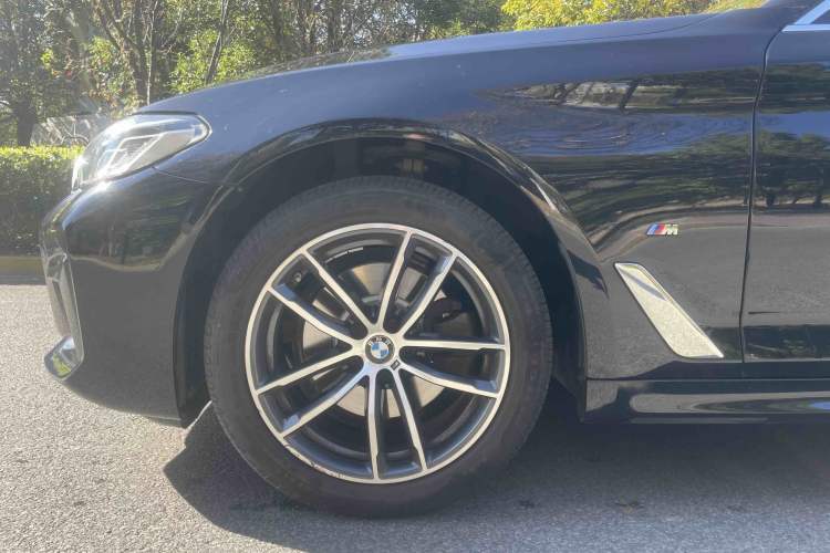 Used BMW 5 Series 2022 Restyled 525Li M Sport Package
