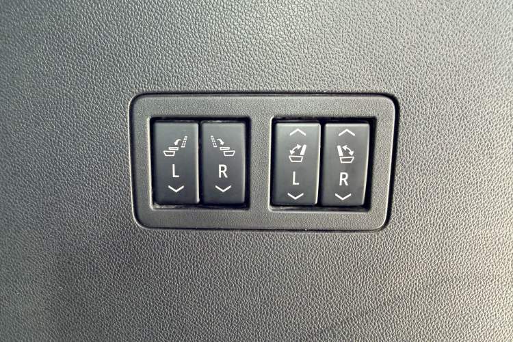 Used Buick Enclave 2022 652T 4x4 Prestige Flagship 7-Seater
