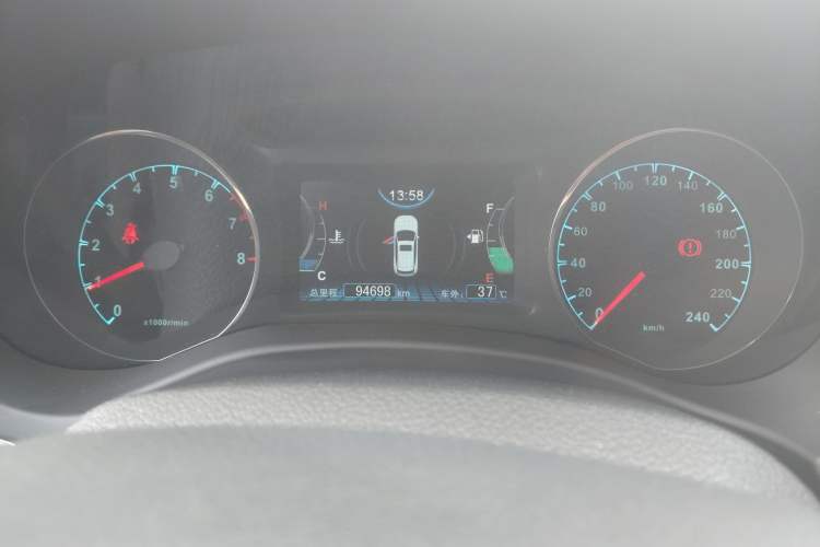 Used BYD Song 2017 Gaishi Upgrade Edition 1.5TI Manual Elite Model
