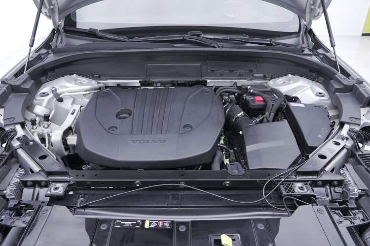 Used Volvo XC60 2022 B5 4x4 Zhiya Luxury Edition
