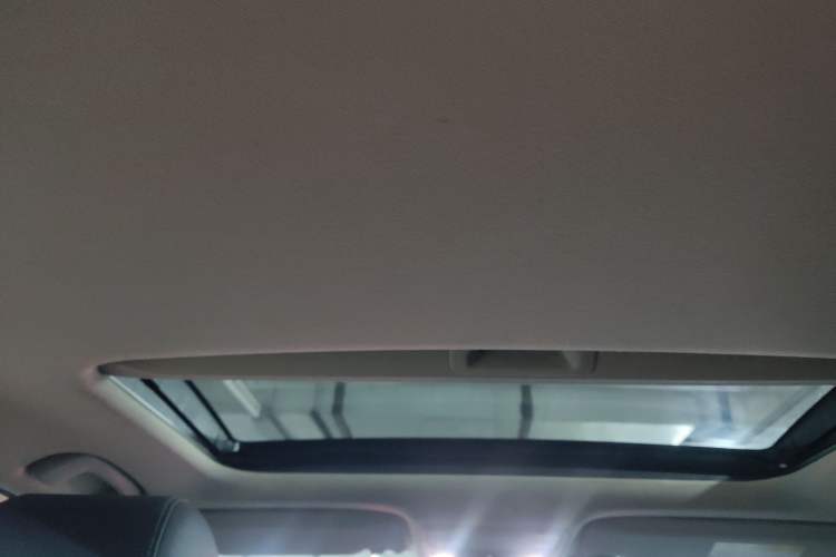 Used Honda Civic 2023 2.0L eHEV Pioneer Edition
