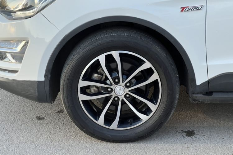 Used Zotye Domy X5 2015 1.5T CVT Chancellor Model China V Standard