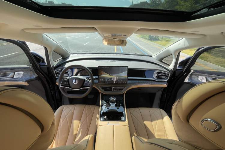 Used Denza D9 2024 DM-i 980 Four-Wheel Drive Prestige Model