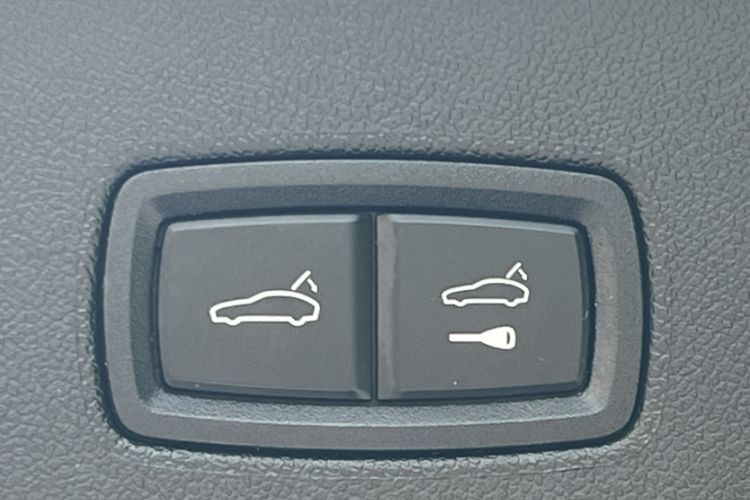 Used Porsche Cayenne E-Hybrid 2023 Cayenne E-Hybrid 2.0T Platinum Edition