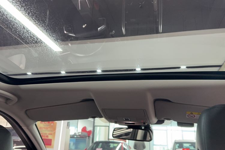 Used Land Rover Discovery Sport 2019 240 PS SE Version China V Standard
