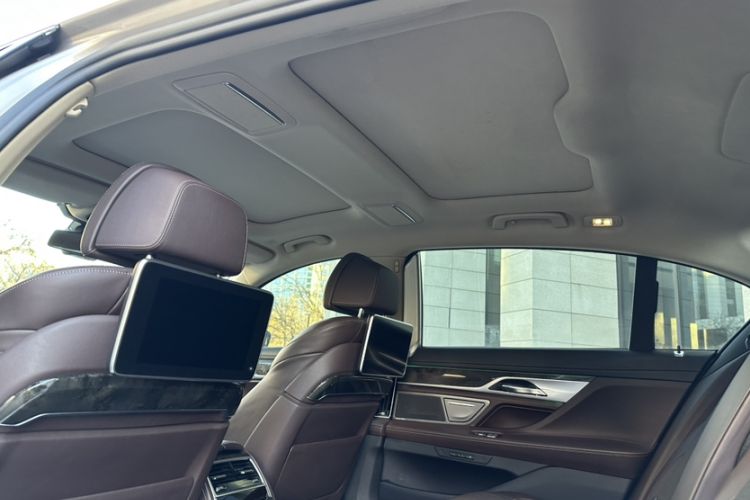 Used BMW 7 Series 2018 730Li Luxury Model Excellence Package