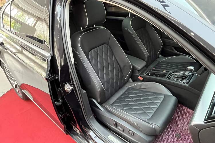 Used Volkswagen Magotan GTE Plug-in Hybrid 2022 GTE Luxury Model
