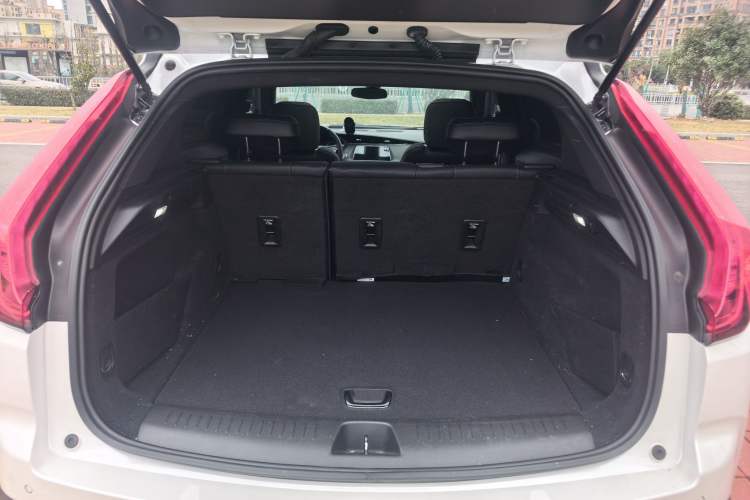 Used Cadillac XT4 2022 28T Two-Wheel Drive Fashion Edition
